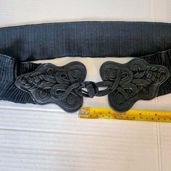 Black Wide Cinch Waist Belt Ornate Brandebourg Frog Closure 44"+ - Picture 6 of 8